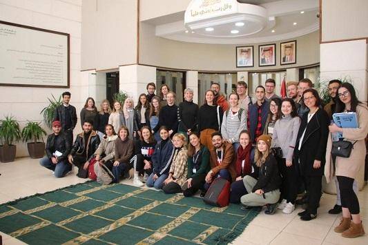 الشرق الأوسط تستضيف وفدا طلابيا من جامعة Australian National University