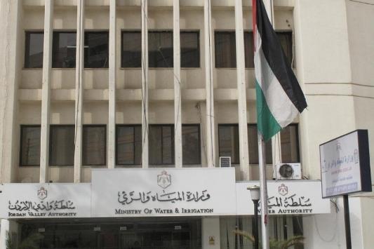 وزير المياه والري : اطلاق حملة للحد من هدر المياه وتحرير مخالفات وغرامات