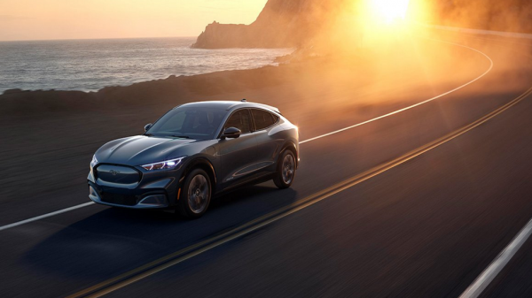 مخلفات قهوة ماكدونالدز تدخل في تصميم سيارات فورد