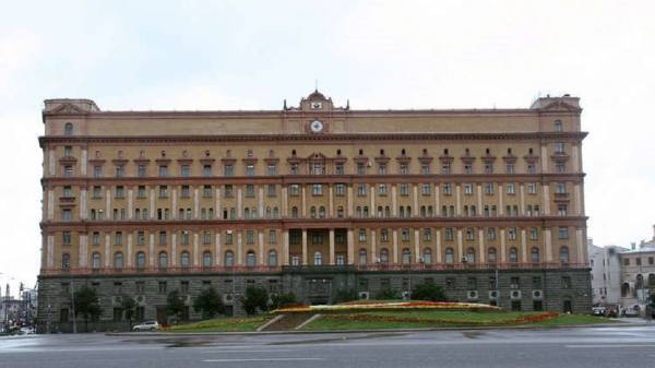 خائن يفضح خائنا.. وفاة رجل استخبارات سوفييتي هرب للولايات المتحدة