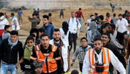 اصابة (37) فلسطيني جراء اعتداء الاحتلال على مسيرة العودة في غزة