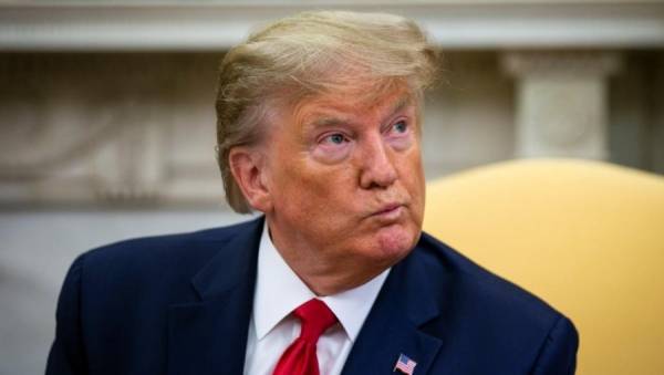 ترامب: ليس لدي هاتف نقال شخصي منذ سنوات!