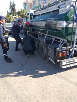 وزارة المياه والري: توقيف صاحب صهريج يحمل مياه غير صالحة للشرب