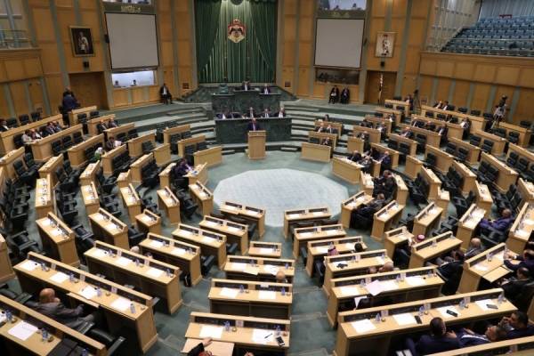 النواب يقر معدل قانون خدمة الضباط