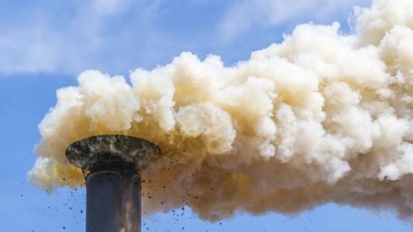 هل يمكننا تحويل ثاني أكسيد الكربون إلى فرش نوم ومواد غذائية وسكاكين؟