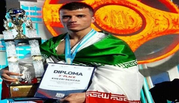 لاعب ايراني يحصد برونزية البطولة العالمية للكاراتية في كازاخستان