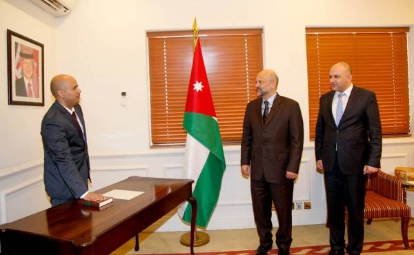 الحفناوي يؤدي اليمين القانونية مفوضا في الاتصالات