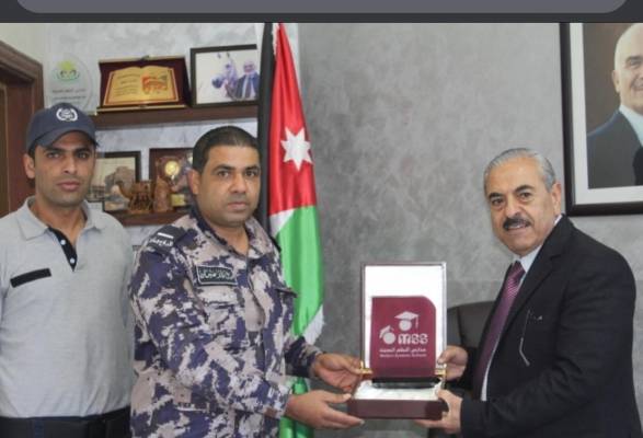 مدارس النظم الحديثة تستضيف المديرية العامة للدفاع المدني