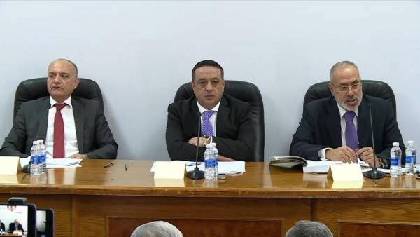 الداوود والعضايلة وحداد يعرضون الإجراءات الحكومية في التعامل مع تقرير ديوان المحاسبة