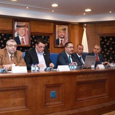 تجارة عمان بالتعاون مع مديرية الضمان تعقد ورشة قانونية لأعضاء الهيئة العامة للغرفة وضباط الارتباط