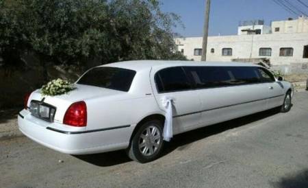 العمري أوقفنا ترخيص مكاتب نقل الليموزين مؤقتا.. ومنحنا موافقة لـ( 14) مكتباً