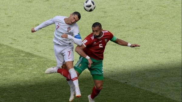 بالفيديو.. ما هي الرسالة التي وجهها كريستيانو رونالدو للمغربي بنعطية؟