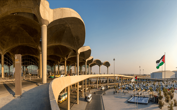 عودة حركة الطيران في مطار الملكة علياء إلى طبيعتها