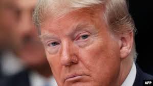 رسالة من 700 عالم تحث مجلس النواب على عزل ترامب