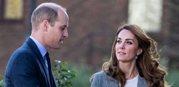 ويليام حاول وضع يده على كتفها فأحرجته أمام الكاميرات.. شاهدوا ماذا فعلت كيت ميدلتون
