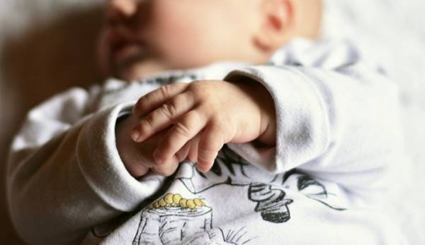 شاهد... أصغر عمدة في العالم بعمر 7 أشهر