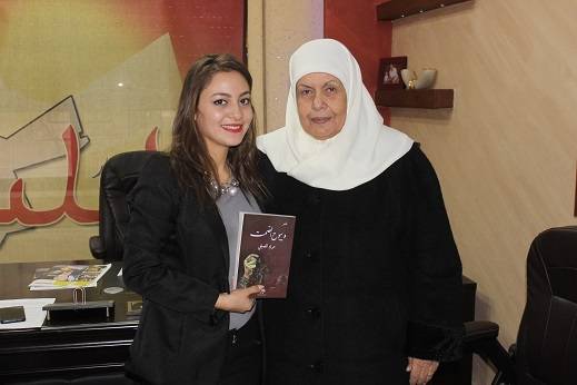 الأديبة والشاعرة  مريم الصيفي..أكتب منذ الطفولة..ومشاركاتي الأدبية كثيرة..وكتابي القادمدقات على بوابة القلب 