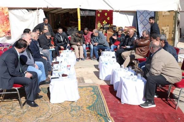 تجارة عمان تعاين اضرار محلات  تقاطع مرج الحمام