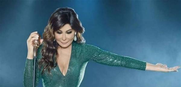 بالصورة .. اليسا تثير هلع جمهورها مجدداً.. ما قصّة اليد المتورمة؟