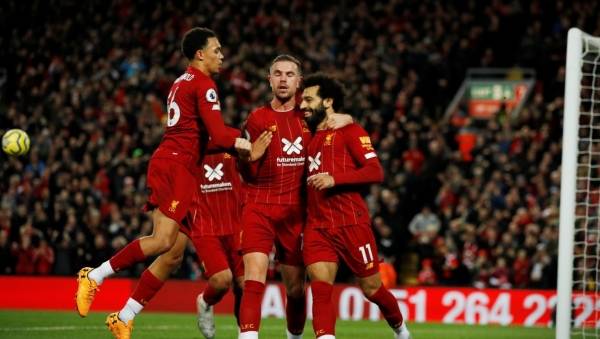 ليفربول ممنوع من وضع الشارة الذهبية في الدوري الإنجليزي