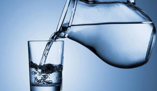 حذار من الإفراط في شرب المياه بهذا السبب!