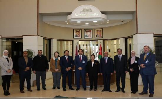 الشرق الأوسط تبرم اتفاقية تعاون مشتركة مع “SMART ED” للاستشارات وتطوير النظم التربوية