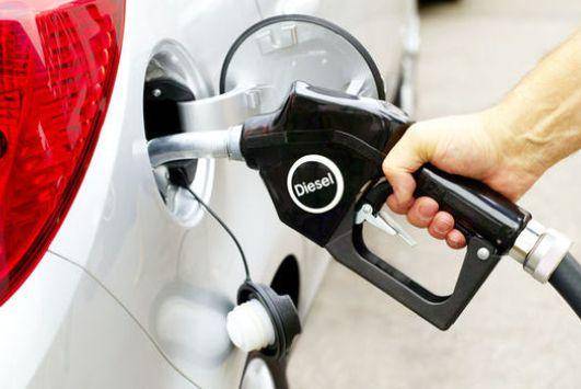 ترجيح رفع الديزل والكاز وتثبيت البنزين 90