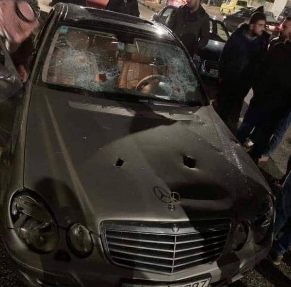 تحطيم مركبة قيادي اسلامي في اربد