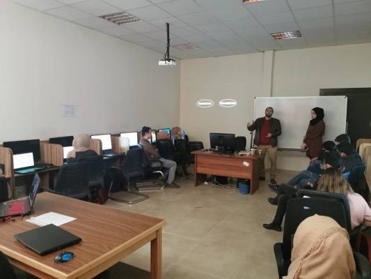 ورشة لطلبة هندسة العمارة بـعمان العربيةلأدماج برامج الحاسوب في التصميم