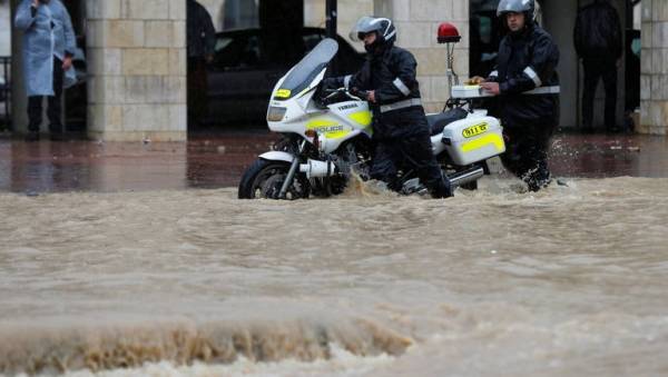 هدية الأرصاد الجوية للاردنين برأس السنه منخفض قبرصي مرتب