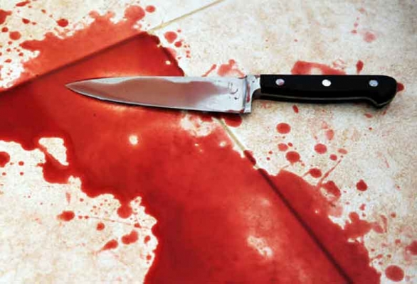 عراقية تذبح والدتها في صالون نسائي