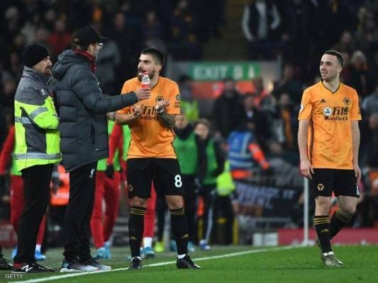 كلوب يقود حملة لمواجهة قرارات الفار