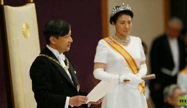 ماذا تمنى إمبراطور اليابان لشعبه في العام الجديد؟!