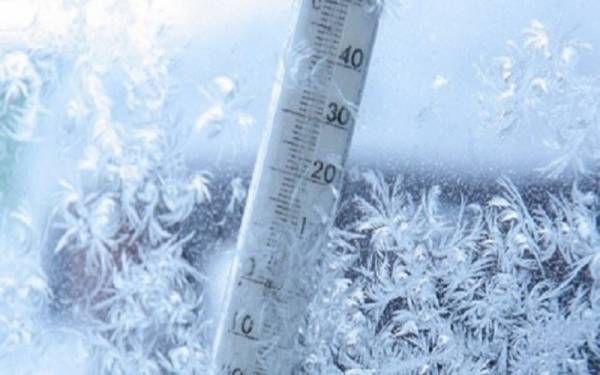 توضيح من طقس العرب حول المنخفض الجوي الأبرد لهذا الموسم