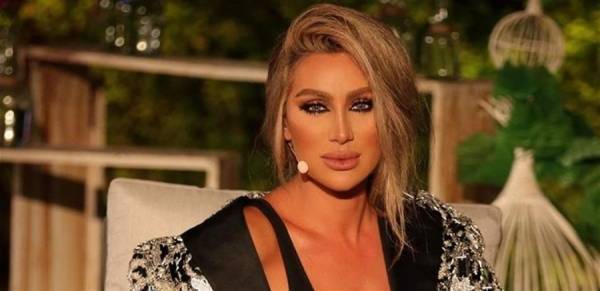 شاهد بالصورة..تجريح وانتقادات قاسية لمايا دياب بسبب وجهها.. ماذا فعلت؟