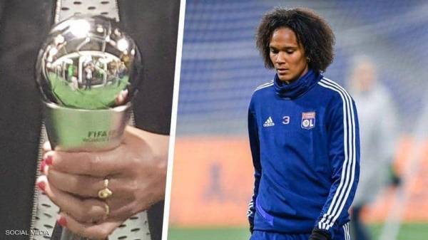 ابحثوا معي عن كأسي.. نجمة منتخب فرنسا تضيع هدية الفيفا