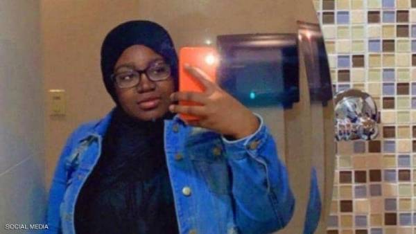 بعد واقعة الحجاب.. مطعم أميركي يعتذر لموظفته الشابة