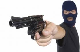 سطو مسلح على محطة محروقات في ناعور وسلب 44 ألف دينار