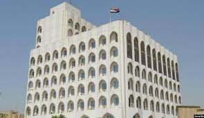الخارجية العراقية: سنستدعي سفير إيران للاحتجاج على الهجمات الصاروخية