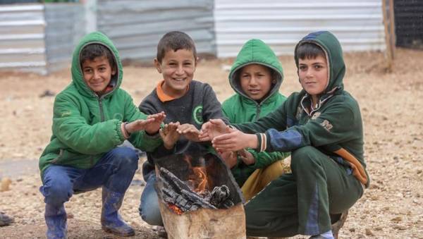 الأردن واللاجئون السوريون على موعد مع أزمة خانقة