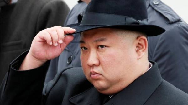 أم تواجه السجن بعد أن أنقذت طفليها من حريق وتركت صور الزعماء