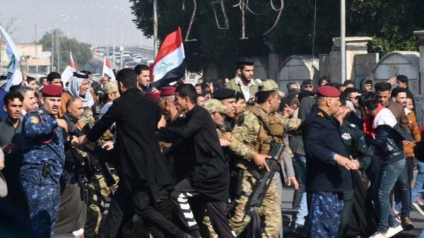 العراق: تظاهرة كبيرة لاختيار حكومة جديدة