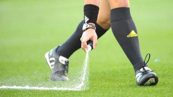 طاقم حكام أردني لمباراة ايران وكوريا الجنوبية