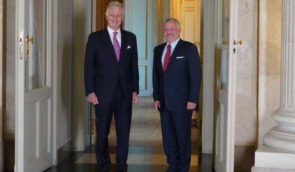 الملك يعقد لقاء مع ملك بلجيكا في بروكسل