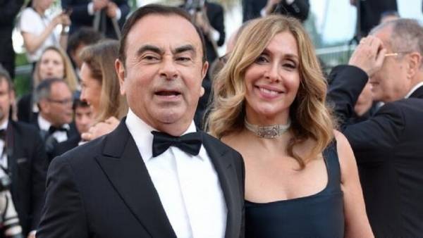 زوجة كارلوس غصن: سعيدة لأنه فعل ذلك!