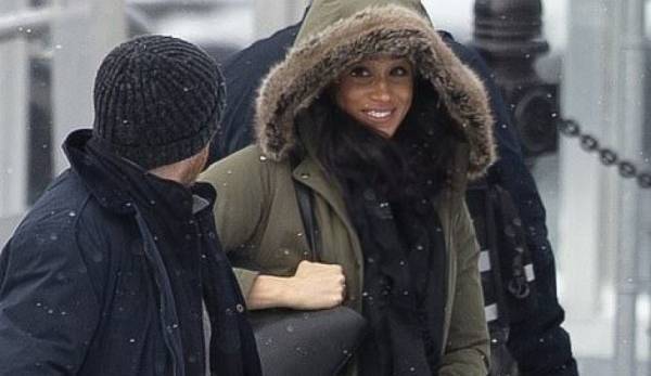 بالصور.. أول ظهور علني لها بعد قرار التخلي عن الملكية.. كيف بدت ميغان ماركل؟