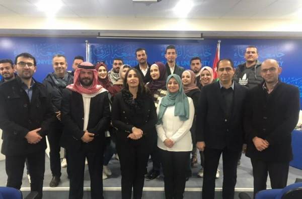 مجلس حاضنة الاعمال يطلعون على مشاريع التخرج في كلية تكنولوجيا المعلومات بجامعة الزرقاء