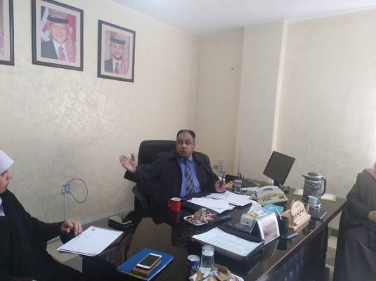 مدير صناعة البلقاء م. الصلاحات يعقد اجتماعا مع قطاعي الصناعة والتجارة بتوجيهات الحموري