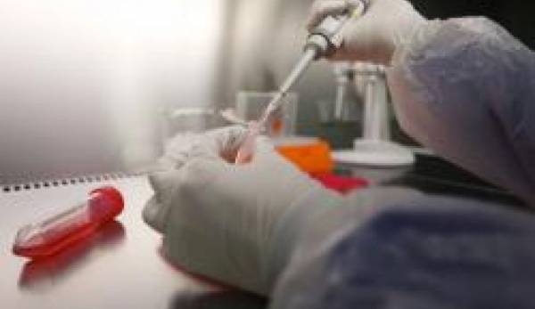 أطباء جزائريون يكشفون نسبة المصابين بالعقم من الرجال