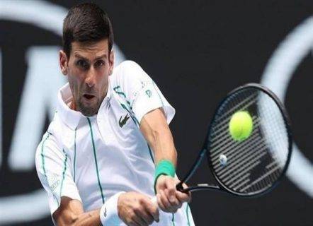 ديوكوفيتش يسحق إيتو ويبلغ الدور الثالث في أستراليا